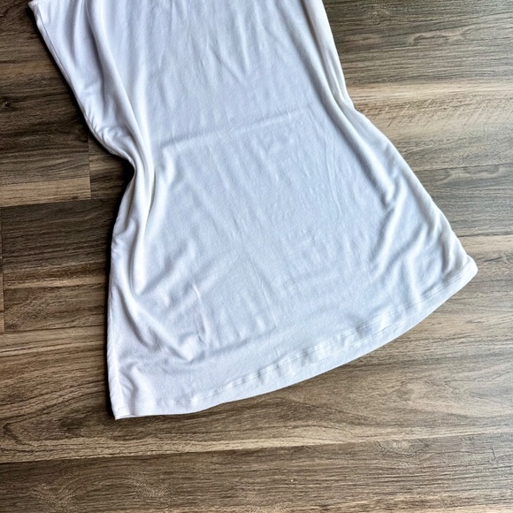 Express White One-Shoulder Golden Ring Detail Top Size M - Picture 8 of 10